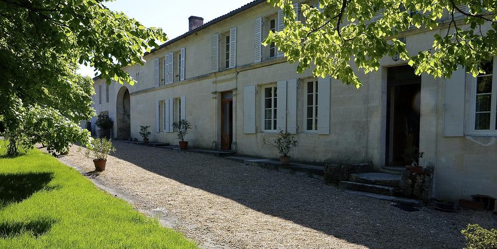 Le Vieux Noyer Bed and Breakfast Saint-Maurice-de-Tavernole Εξωτερικό φωτογραφία